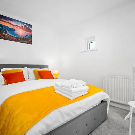 Apartman Luxury New House With Free Parking